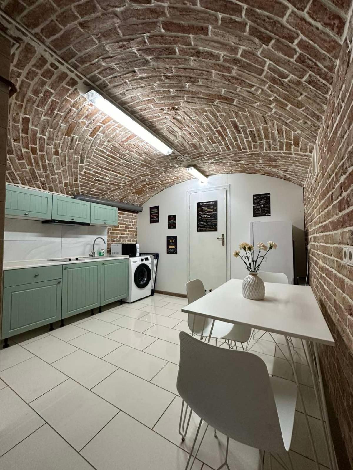 2Х Кім-Й Loft На Площі Філармонії By Willox Lägenhet Tjernivtsi Exteriör bild